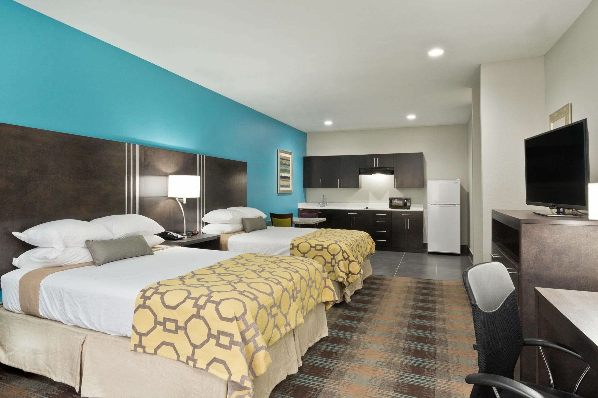 Hotel Baymont By Wyndham Bryan College Station Exterior foto